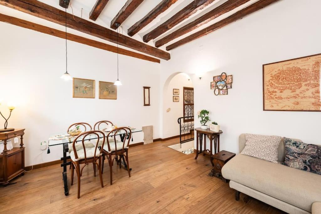Ca' Della Madoneta - Vista Canale Venedig Eksteriør billede